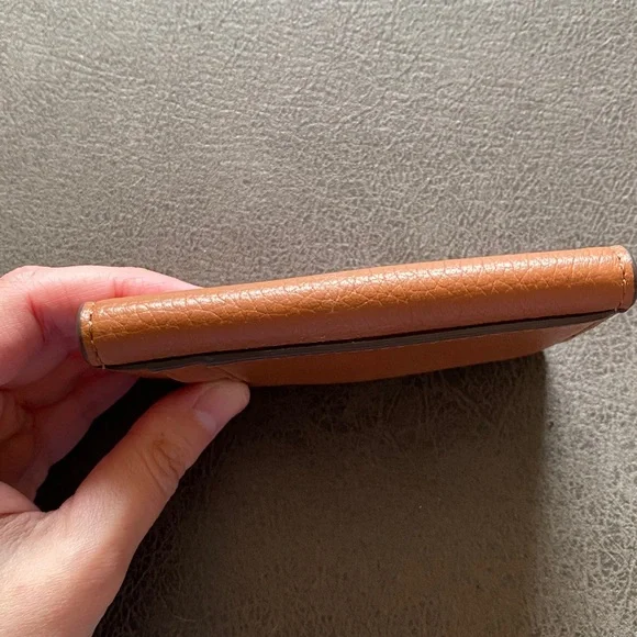 Tory Burch Pebbled Leather Card Case Wallet in Tan - Picture 6 of 6